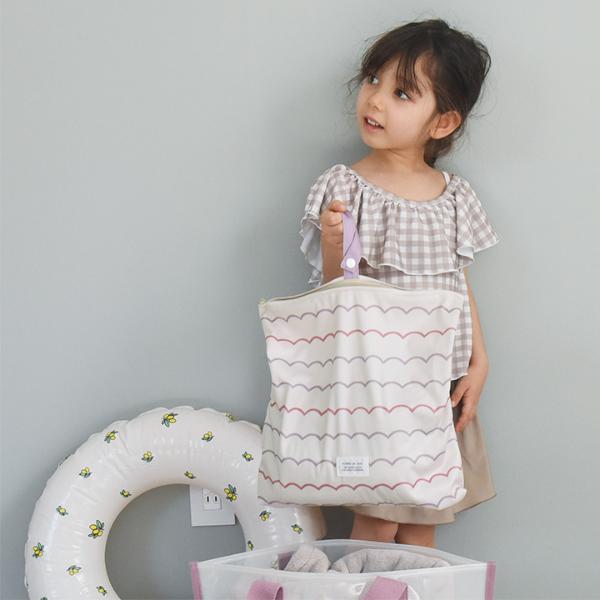 kukka ja puu 濡れたまま収納できる 防水ポーチ 小さめ 30×30cm／クッカヤプー【雨の日】