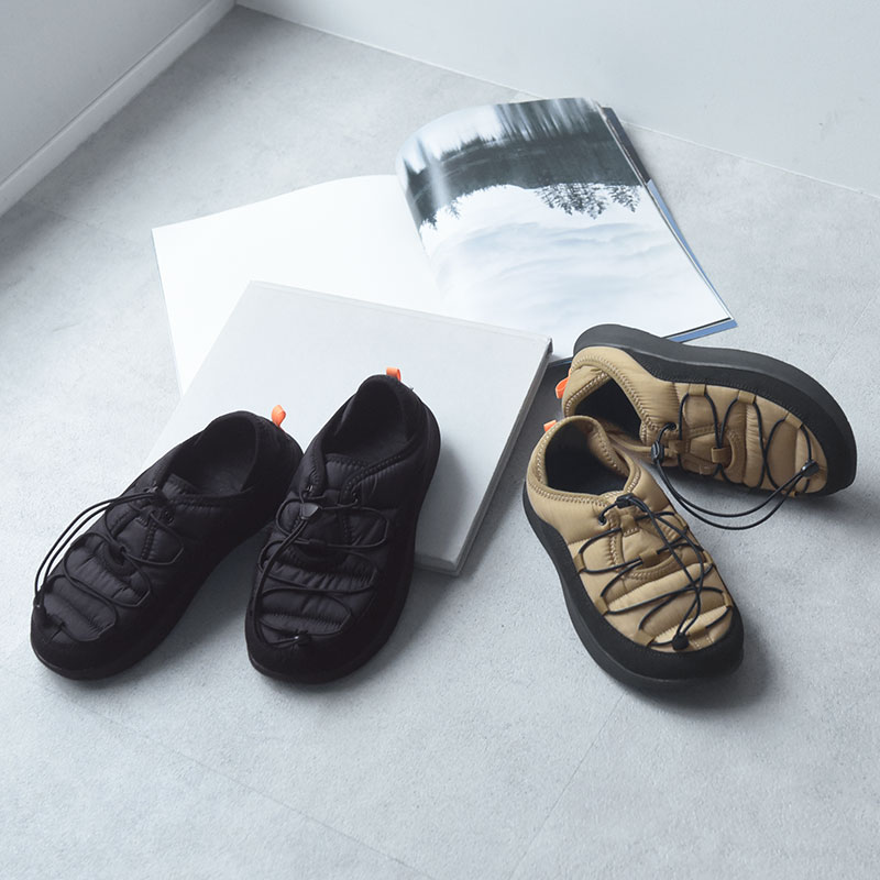 足元すっぽり暖かい 軽くて持ち歩きもしやすい BUMPY WINTER リカバリーサンダル/バンピー