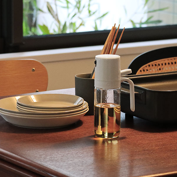 【アンジェ別注】油の量を抑える オイルスプレー オイルボトル 耐熱ガラス 250ml