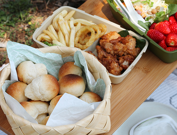 ピクニックに行こう 第5回 ピクニックを盛り上げるパンレシピ2種 アンジェ日々のコラム