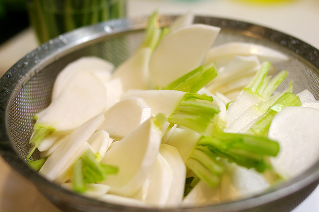 残り野菜であと一品！夏の塩分補給にも～浅漬けを作ろう