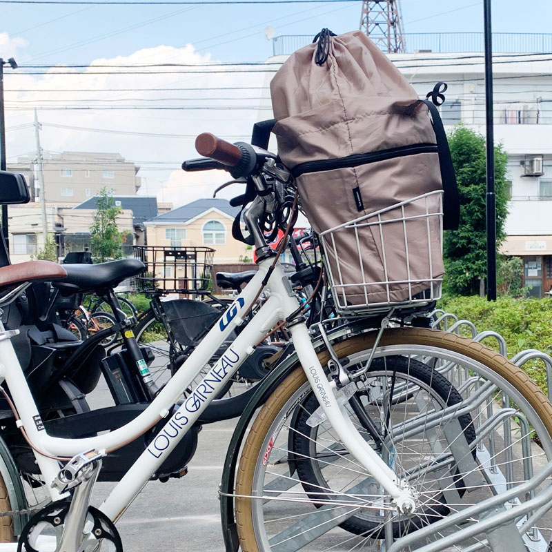 自転車カゴからポロリ…にさよなら、自転車派さんのために作った「伸びる買い物バッグ」