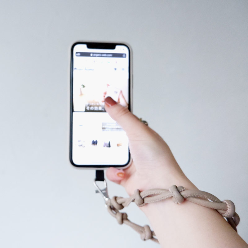 もう落とさない＆なくさない！？スマホストラップのスタッフ愛用レポ