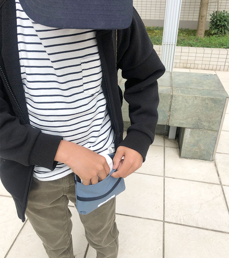 小学生の必須アイテム！どんな洋服にもあわせやすく、使いやすい北欧テイストの「移動ポケット」