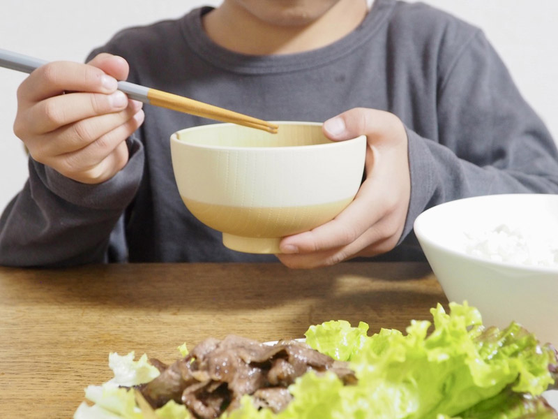 北欧食器との相性も◎！和洋問わず、食洗機OKで普段使いしやすい「キッズ汁椀」