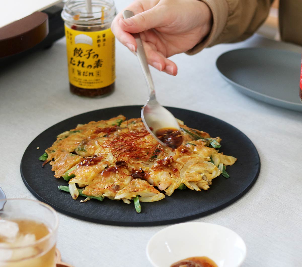 餃子好きさんに試してほしい！餃子の味を格上げしてくれる「旨、辛ダレ」