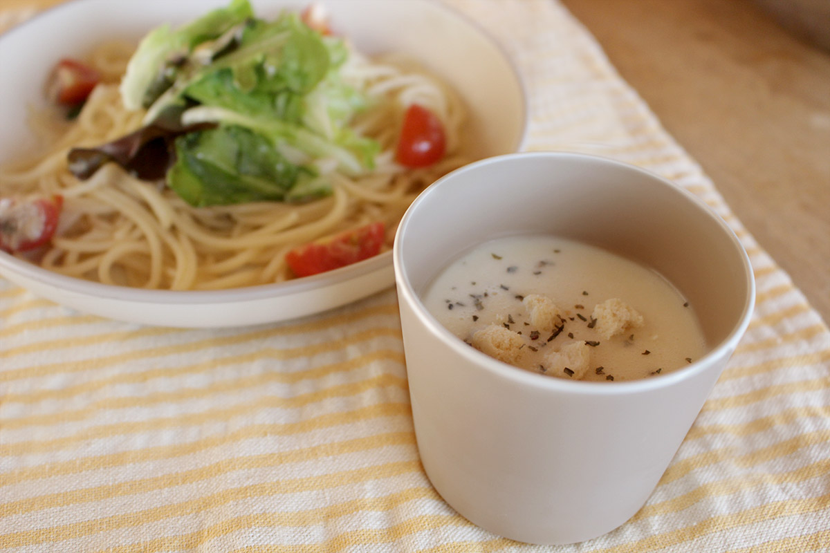 ひんやり麺が映える！夏の食卓の盛り上げに「割れないそば皿＆そば猪口」