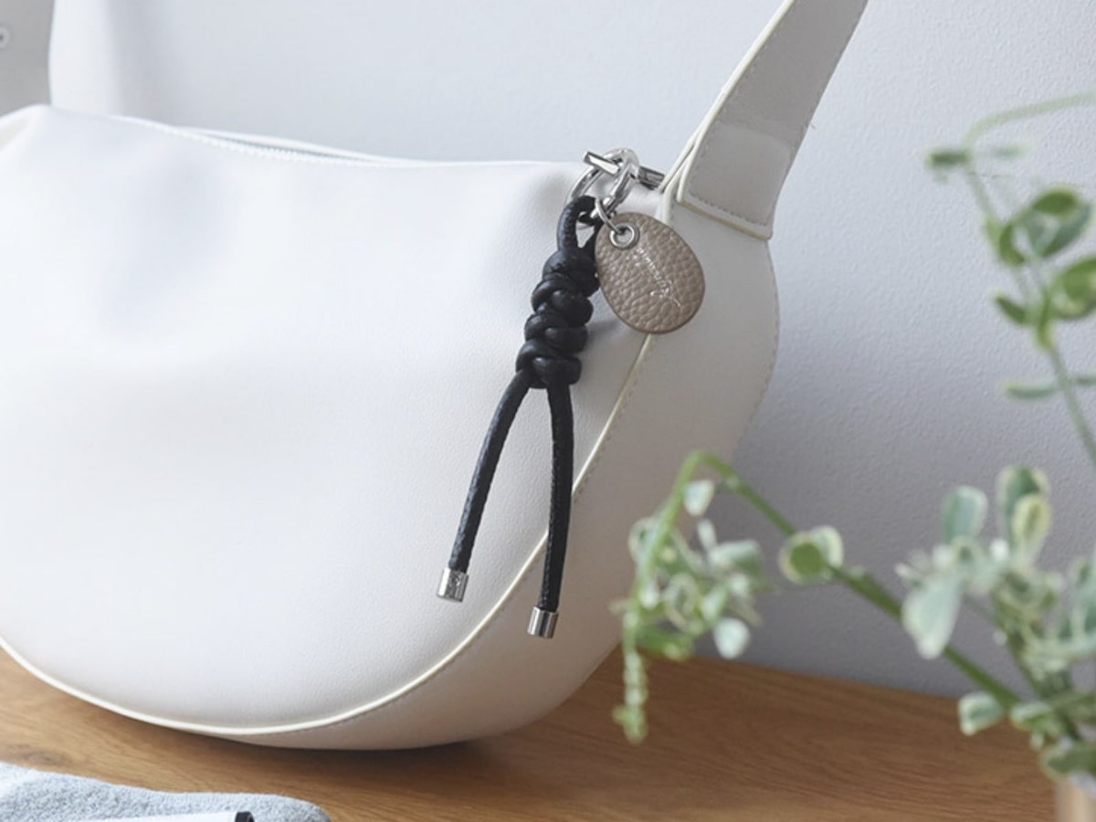 【検証】Agreable牛革チャームはどんなバッグにも合うのか!?スタッフが私物バッグで試してみました