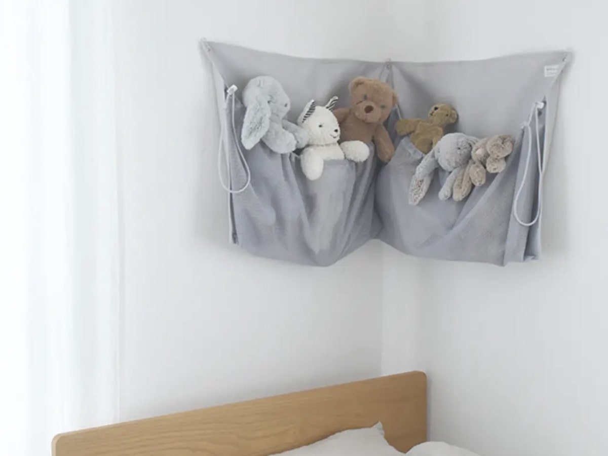 『増え続けるぬいぐるみ問題』に、目からウロコの収納スペース発見！インスタグラマーさんも活用中の新収納とは？