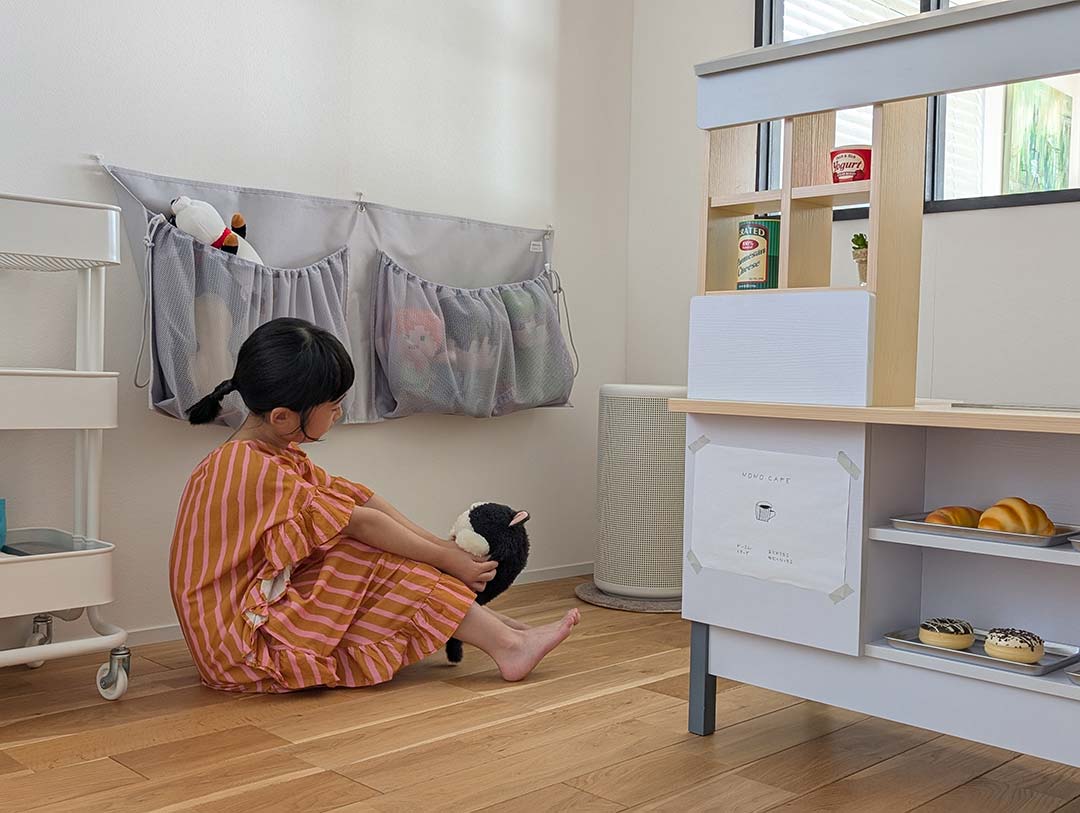 『増え続けるぬいぐるみ問題』に、目からウロコの収納スペース発見！インスタグラマーさんも活用中の新収納とは？