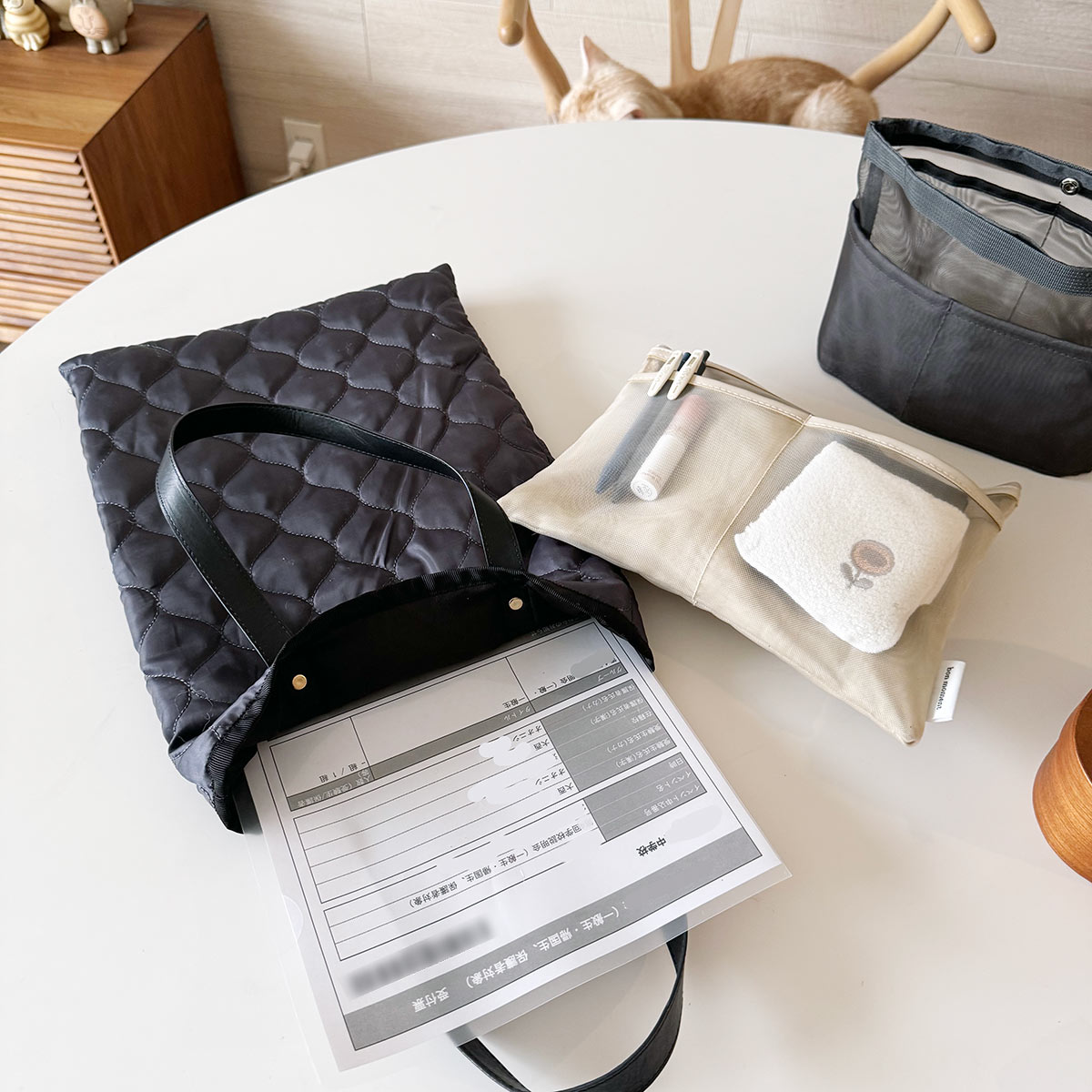 ポケット少なめバッグの救世主!ごちゃつく小物がまとまる『メッシュバッグインバッグ』のスタッフ愛用レポ