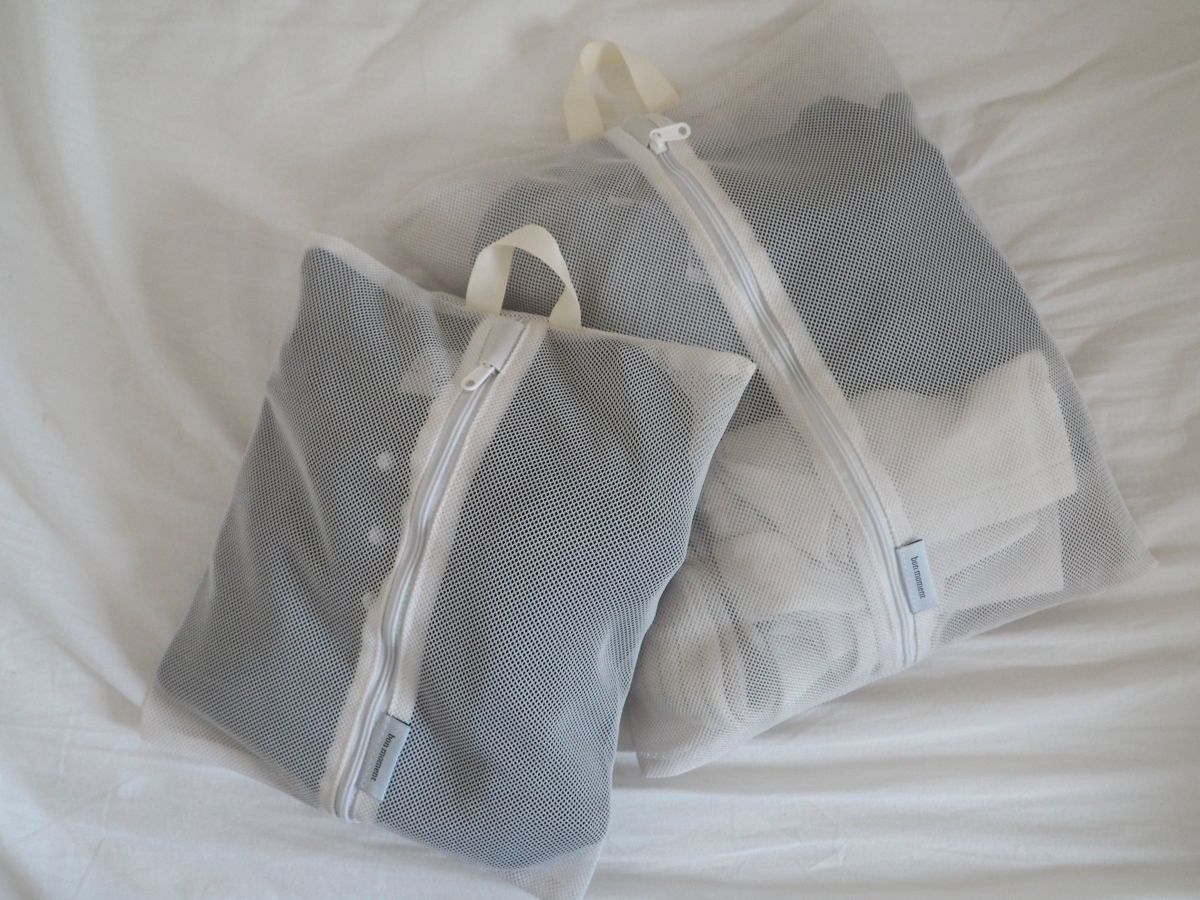 面倒な後片付けが一手間減る!「洗濯ネットになる衣類ポーチ」で旅行後の荷ほどきが快適に