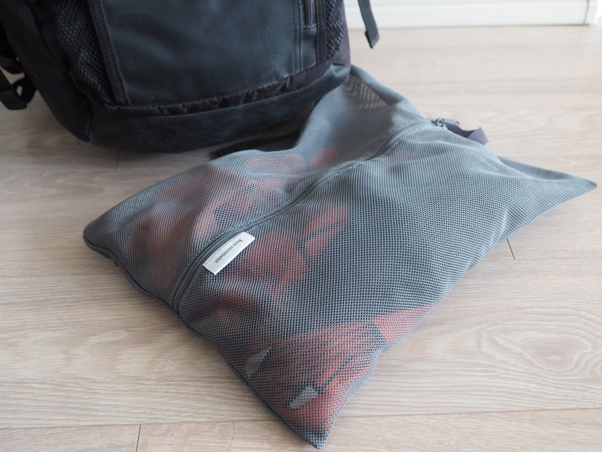 面倒な後片付けが一手間減る!「洗濯ネットになる衣類ポーチ」で旅行後の荷ほどきが快適に