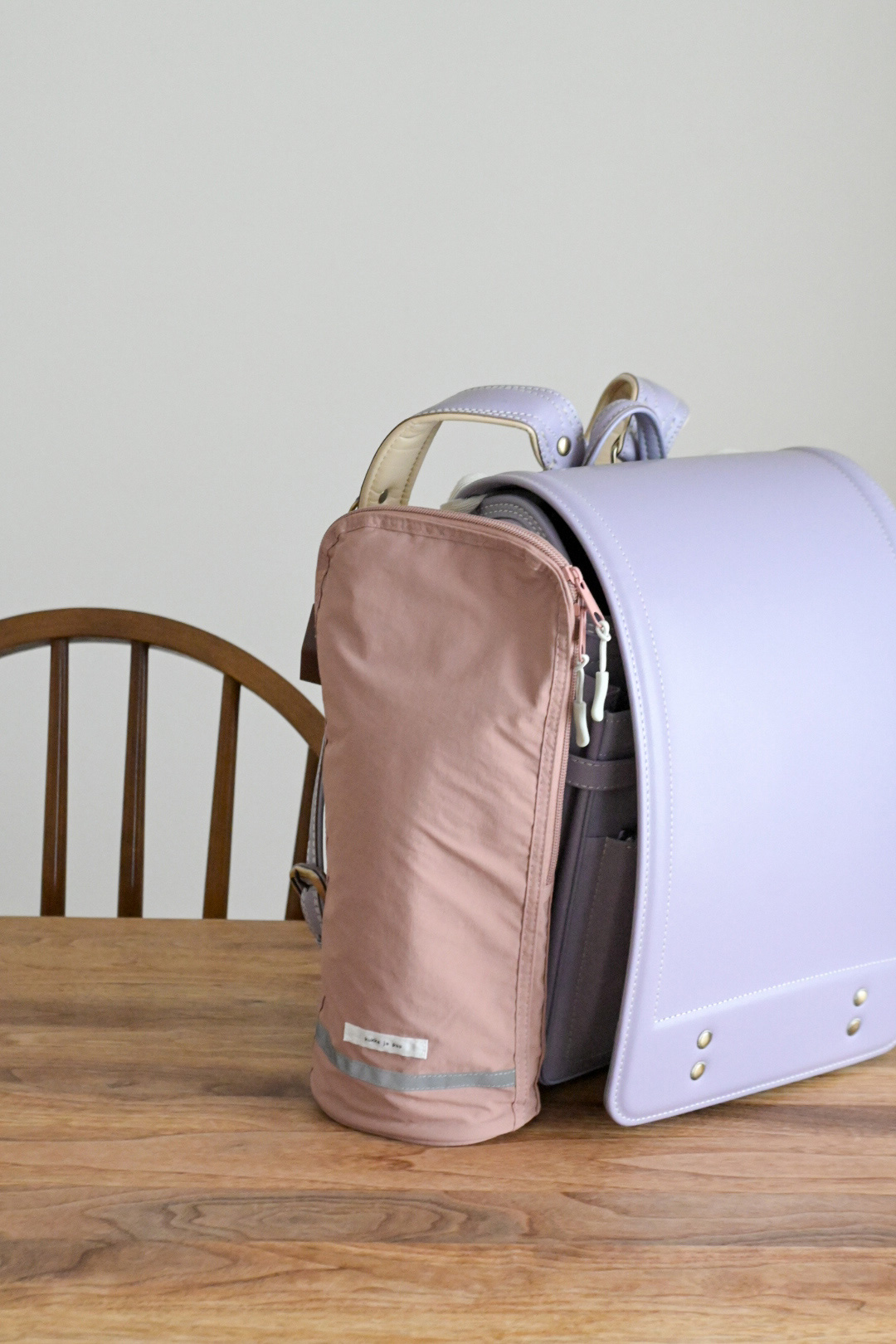 水筒がランドセルと一体化!?インスタグラマーさんも始めてる『手ぶら通学』のススメ