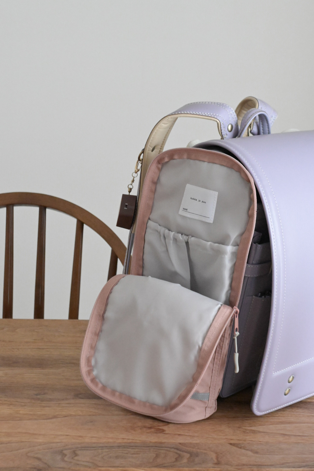 水筒がランドセルと一体化!?インスタグラマーさんも始めてる『手ぶら通学』のススメ