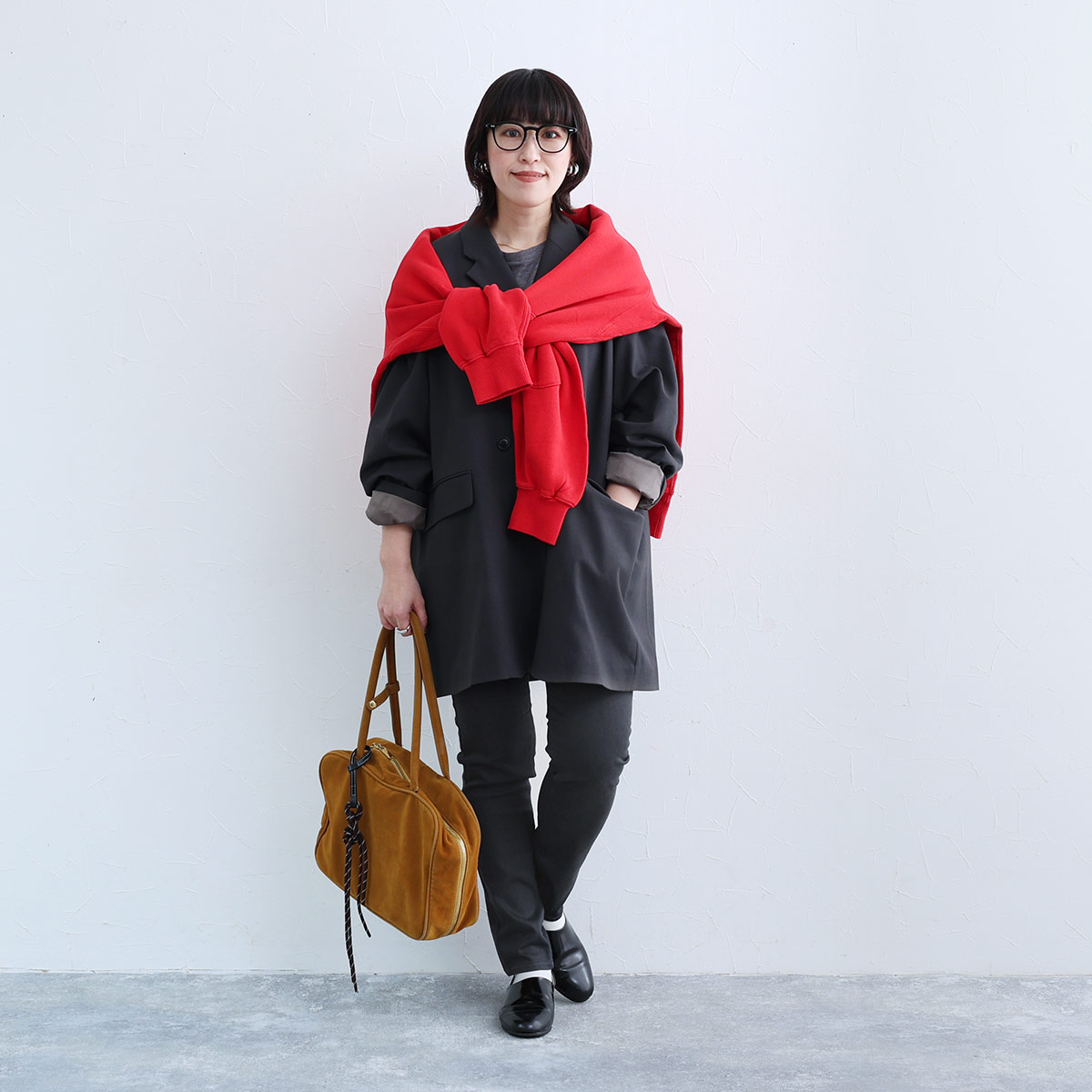 リピーターさん御用達、裏パウダー起毛の「あったかスリムパンツ」スタッフ3人の着用レポート