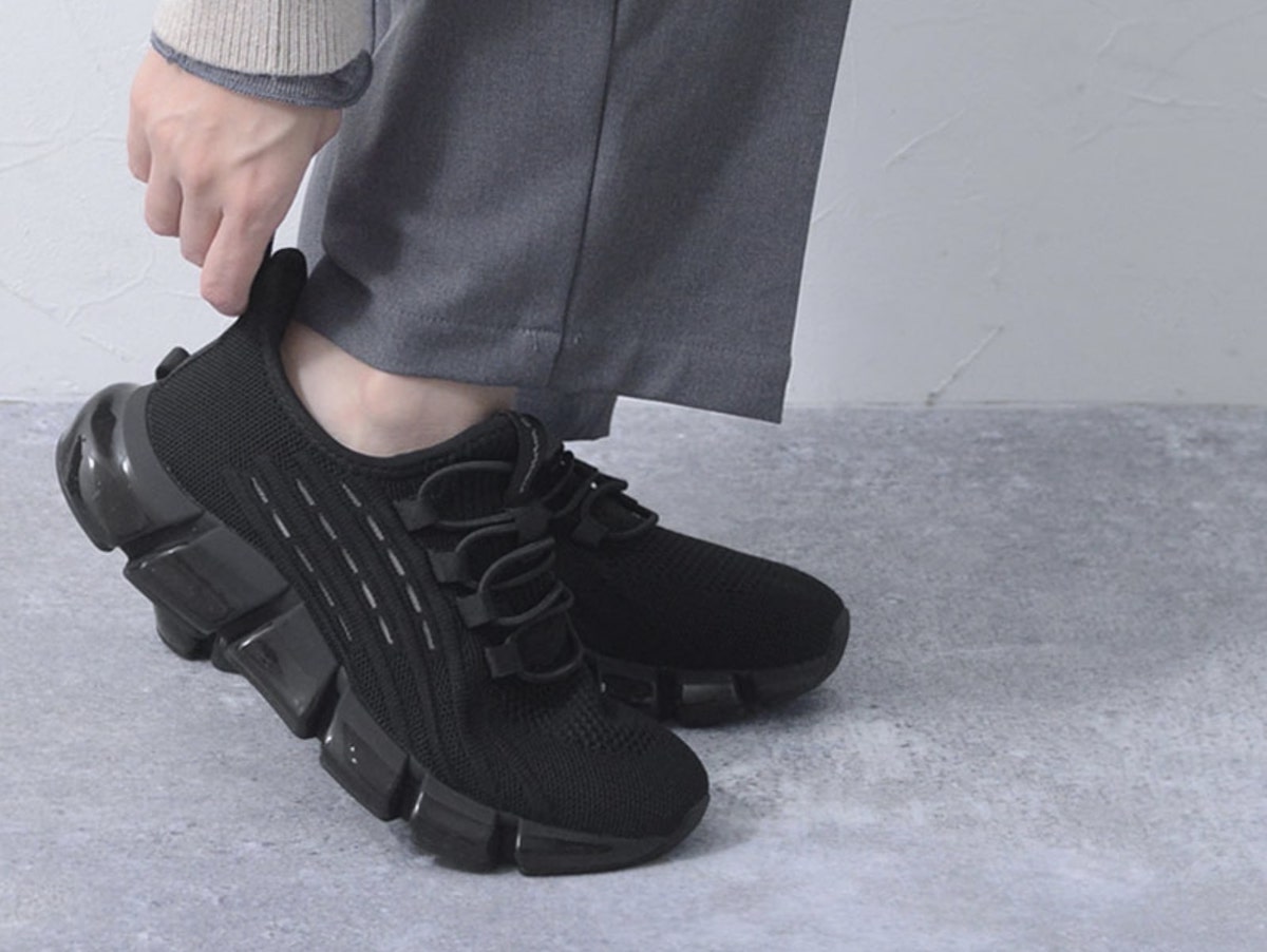 疲れにくい靴３連発！歩きっぱなしのバイヤー厳選、今年の『すごい靴』はこれ。