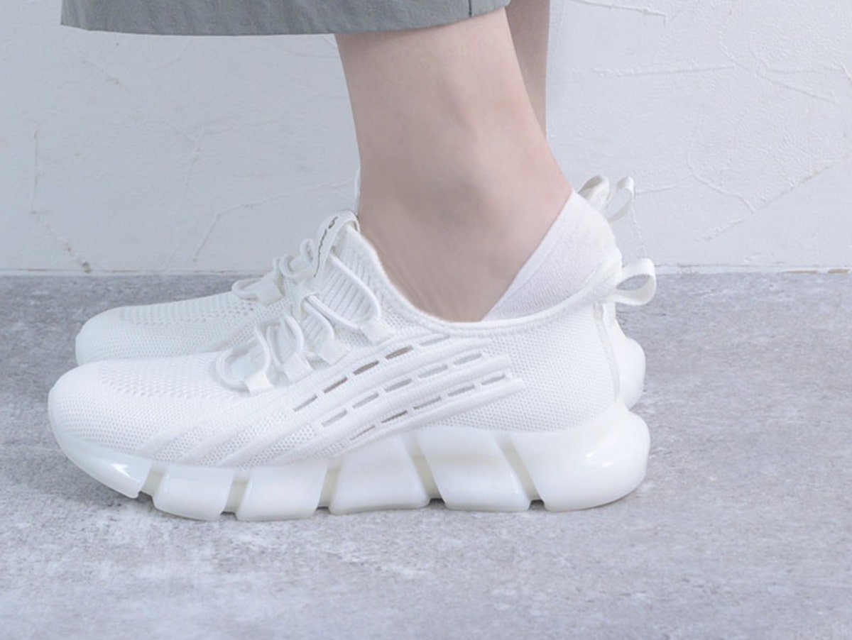 疲れにくい靴３連発！歩きっぱなしのバイヤー厳選、今年の『すごい靴』はこれ。