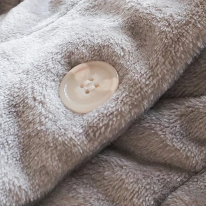 お家の中では寒さ知らず。「着る毛布」と「はく毛布」でインスタグラマーさんも冬支度