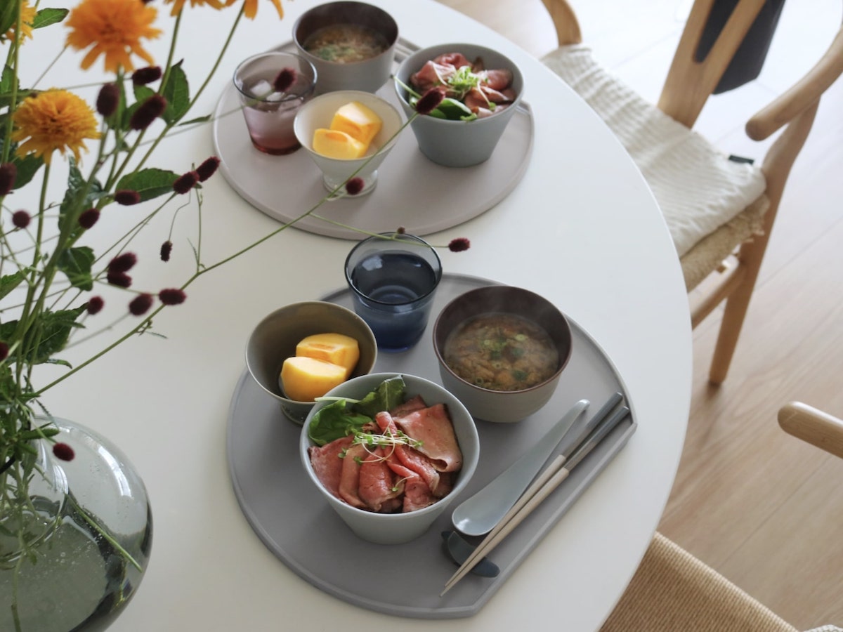 ずっと愛されるにはワケがある。小回りのきく半月膳で、いつものご飯もおやつも楽しもう！スタッフ3名の使用レポ