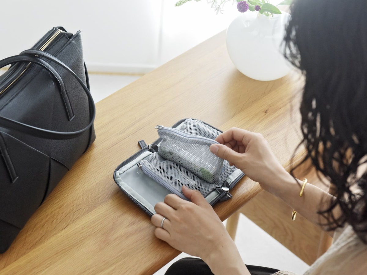 旅慣れスタッフの太鼓判！冬旅＆帰省におすすめのトラベルグッズ5選【2025-2026年版】