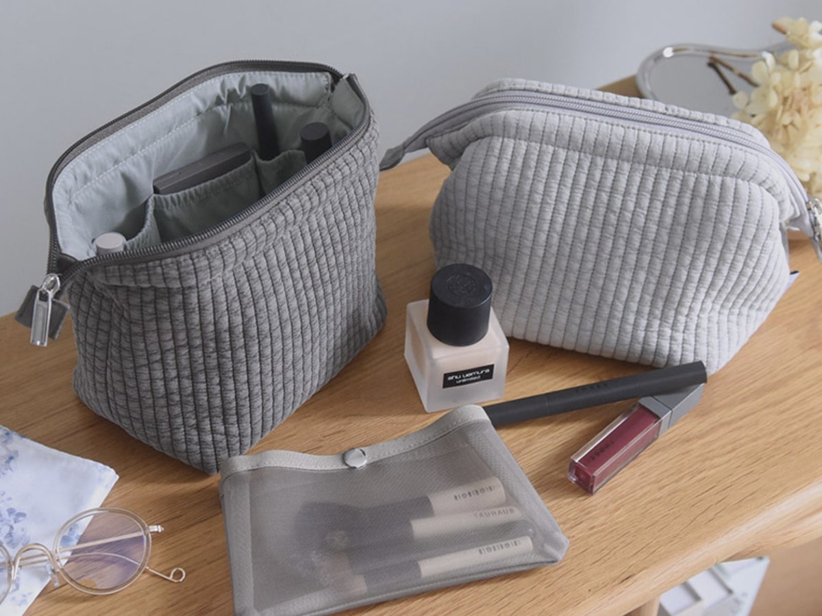 旅慣れスタッフの太鼓判！冬旅＆帰省におすすめのトラベルグッズ5選【2025-2026年版】