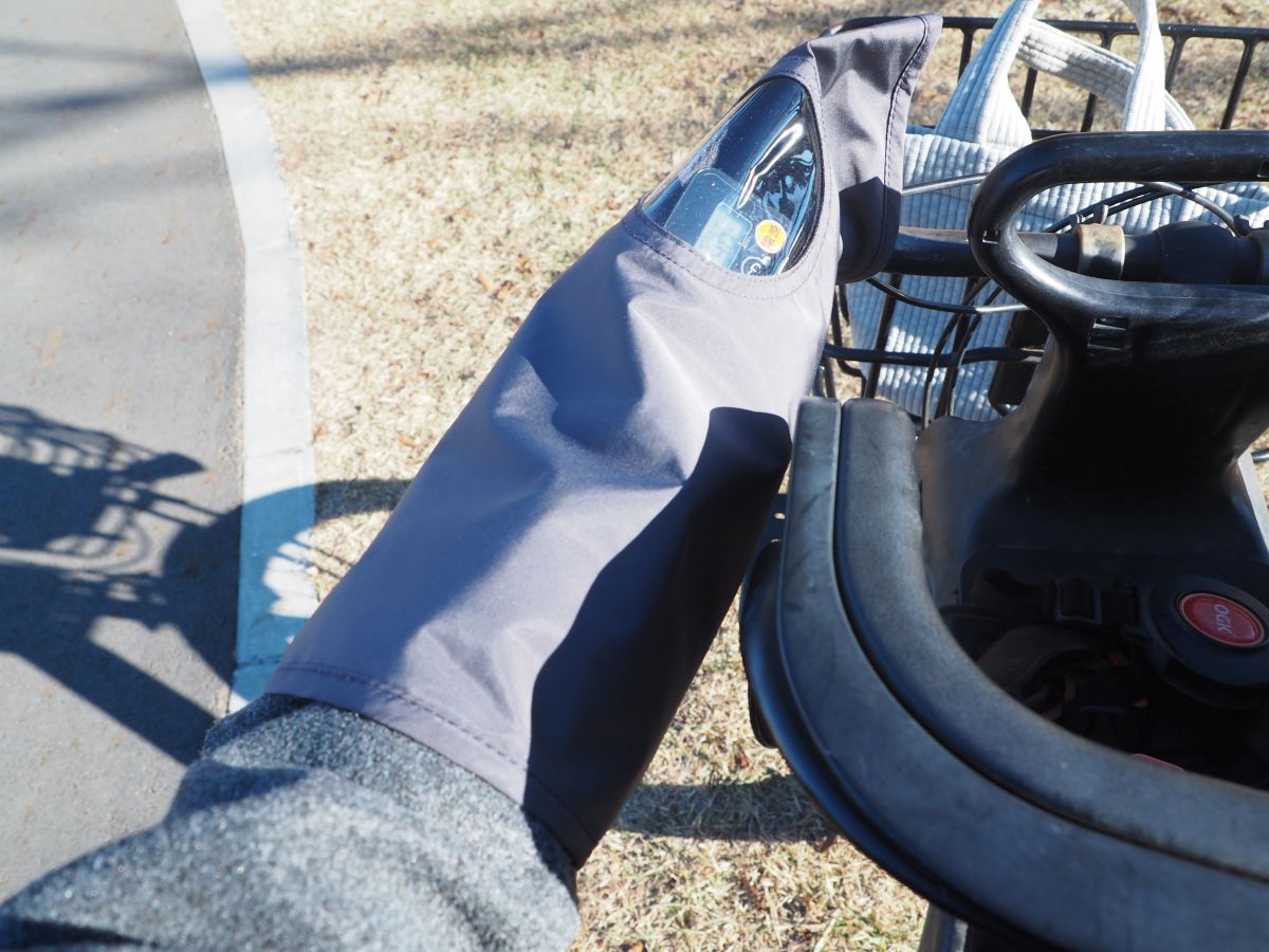 冬の自転車送迎を変える！“あったか×操作性”を兼ね備えた「ハンドルカバー」