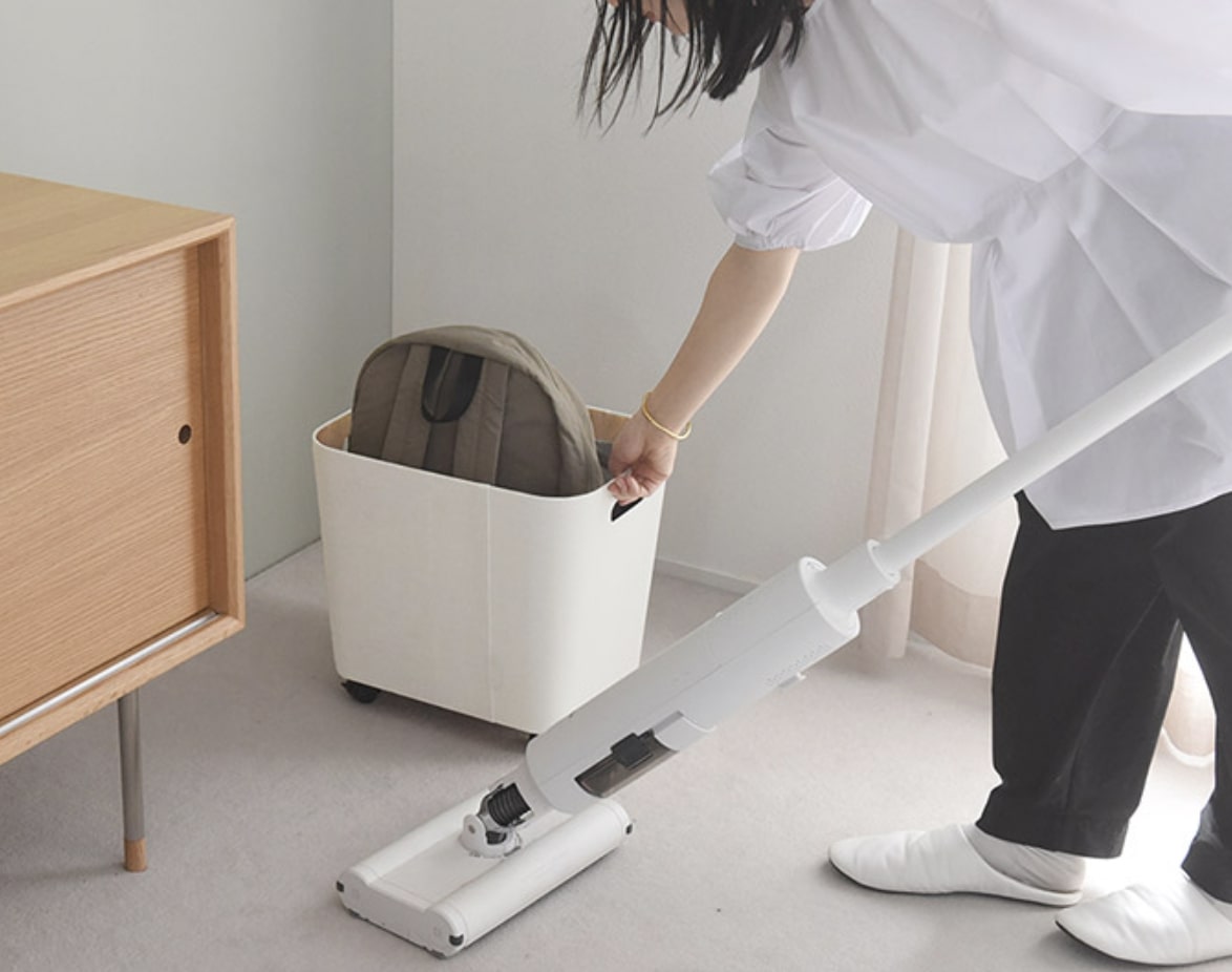 狭い玄関で省スペース収納を叶える方法とは？コート掛けもバッグ置き場もすっきり整う収納アイデア