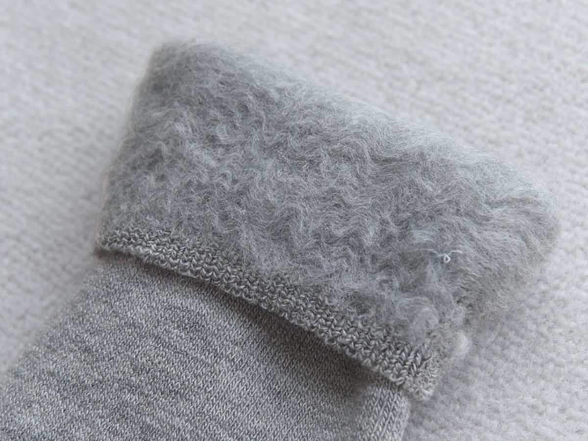 長年の「もちはだ」愛用スタッフ達が、カバーソックスを買い足した理由