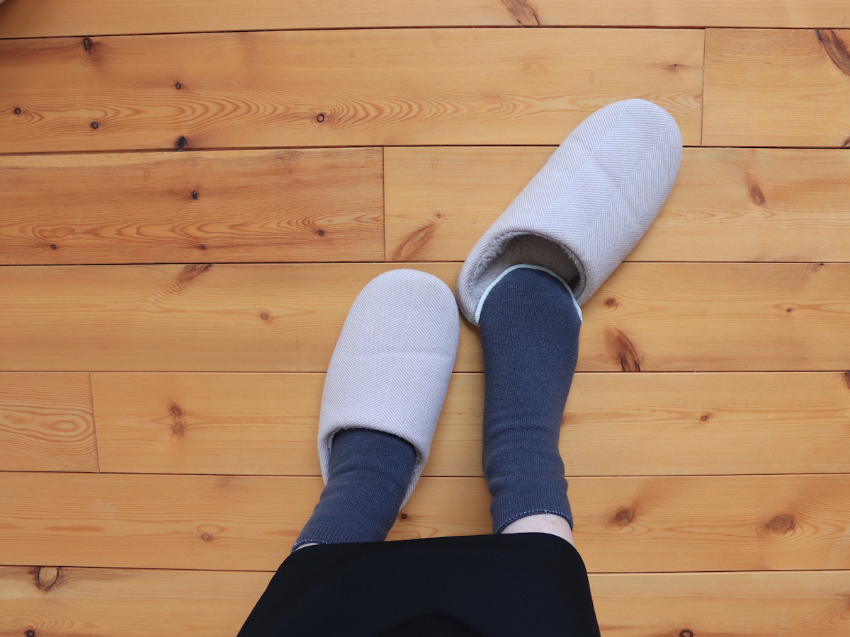 長年の「もちはだ」愛用スタッフ達が、カバーソックスを買い足した理由