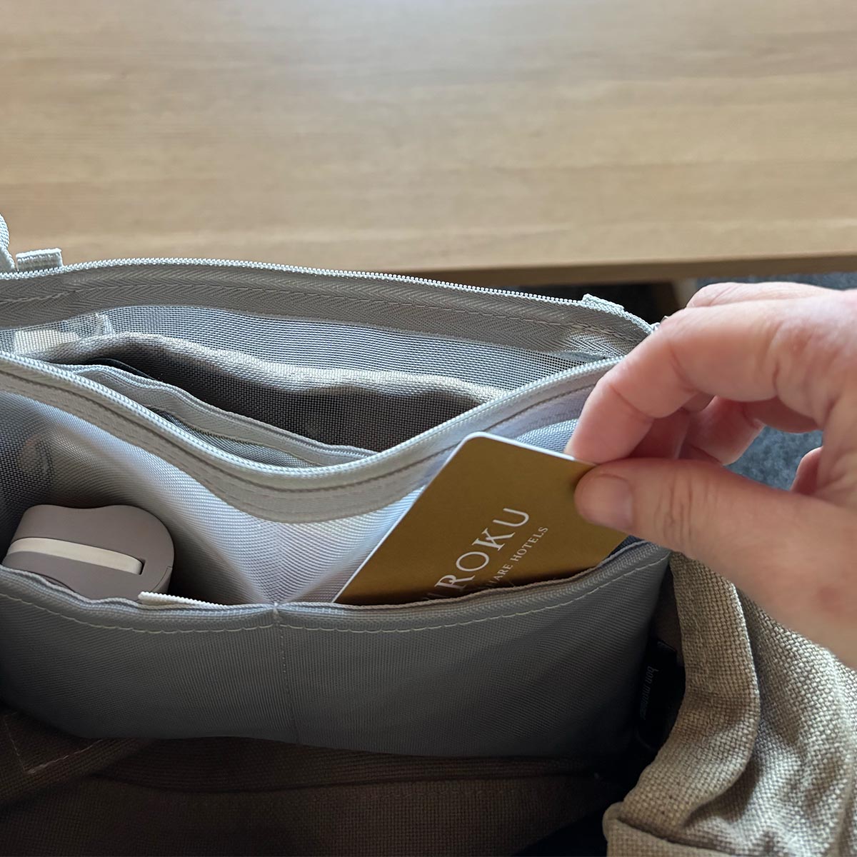 バッグごちゃ～…に悩むスタッフ3名が実践！『吊り下げポケット』ちょい足しで、日々の快適指数アップ