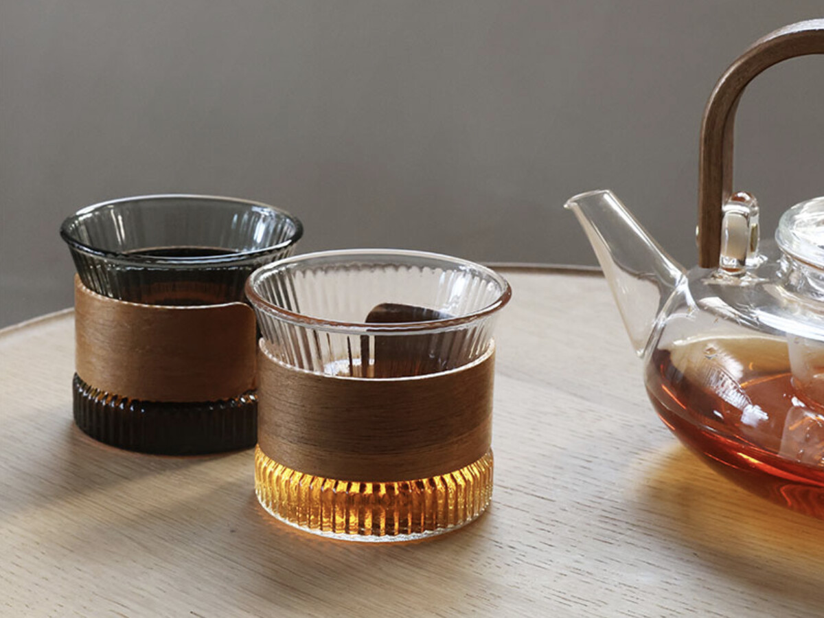 ゆれる茶葉、流れる水滴…美しさを味わうティーセットで、こころ整うお茶習慣をはじめよう