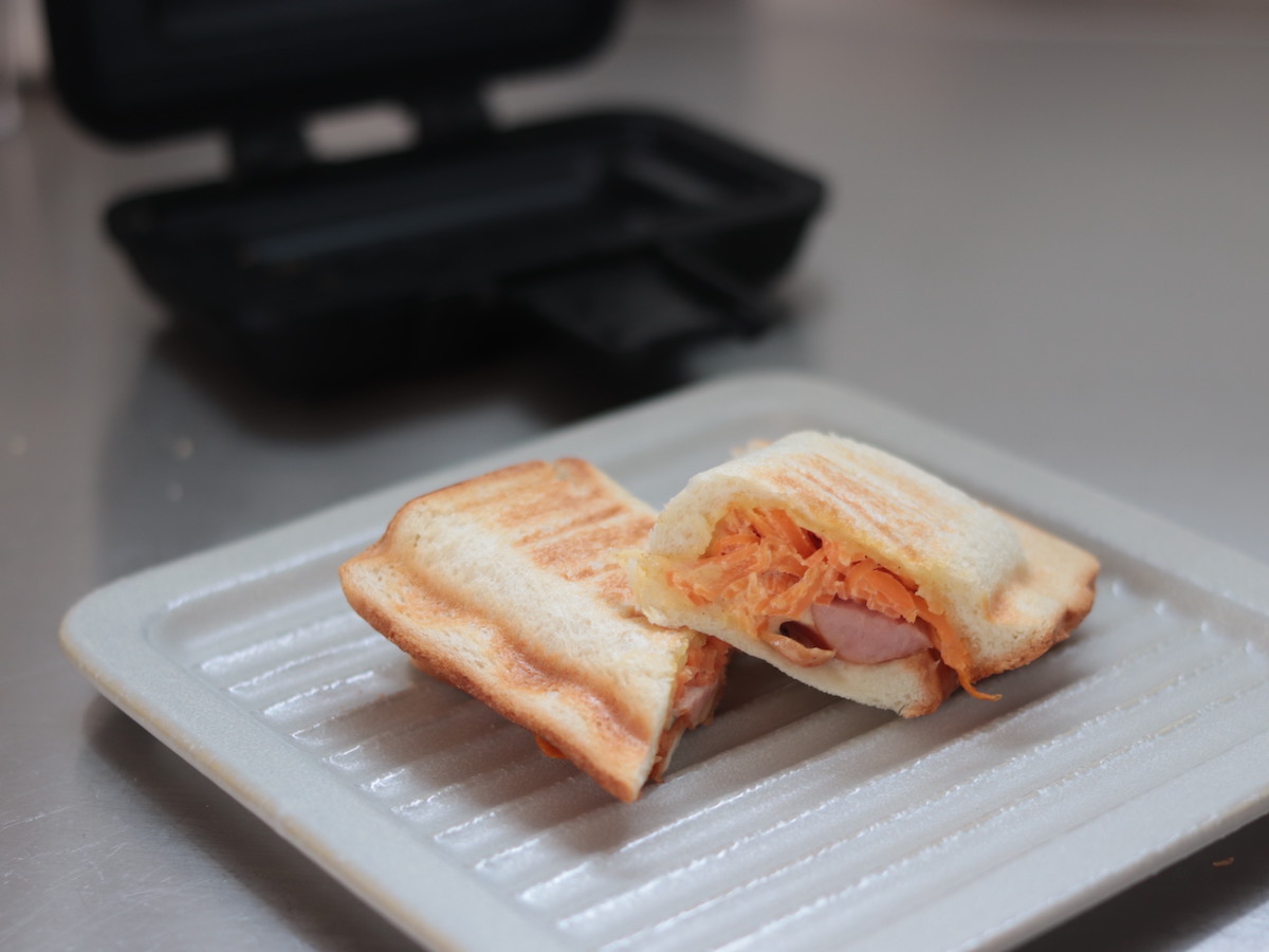 話題の『レンチンホットサンド』に何入れる？スタッフのお気に入りレシピ＆使用レポ発表会