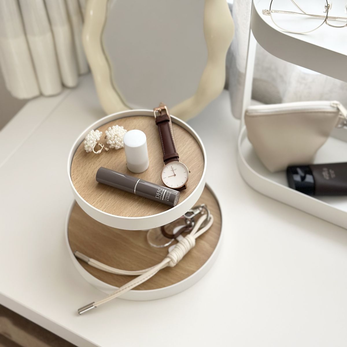 無理して片付けなくても素敵空間に。Ordre の「飾る収納」がインスタグラマーさんのお家にも馴染む理由