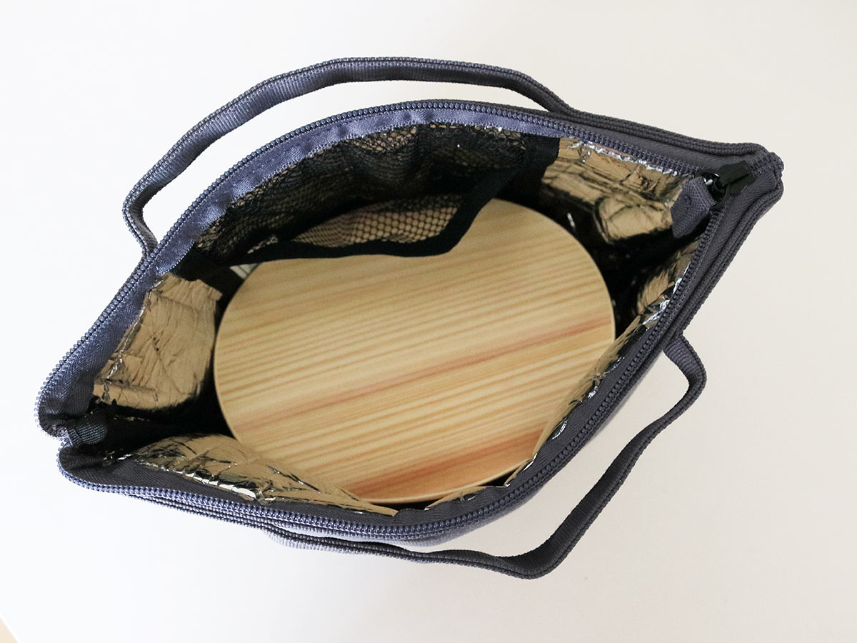 600mlの小判型、ゆったり詰められて食洗機も可能な「曲げわっぱ弁当」で、暑い季節も安心＆美味しく